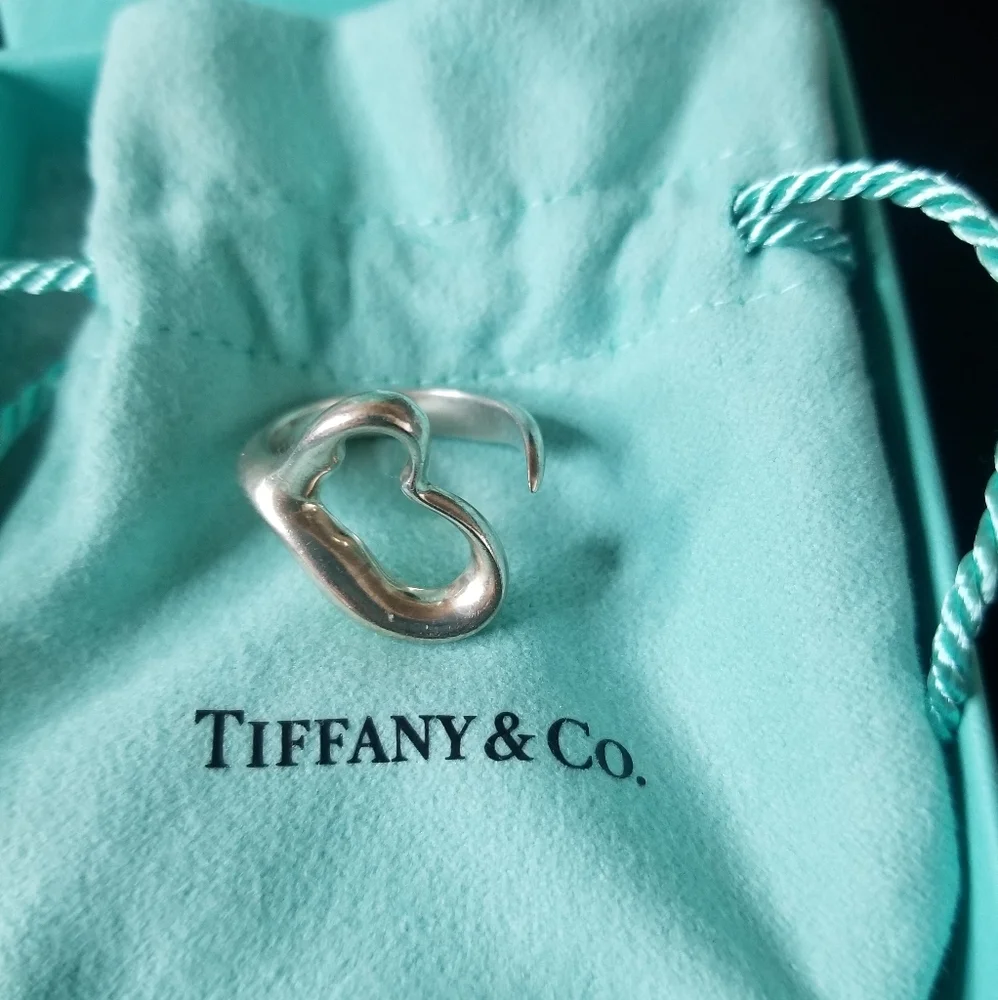 Tiffany & Co. Elsa Peretti Open Heart Ring - Picture 4 of 5